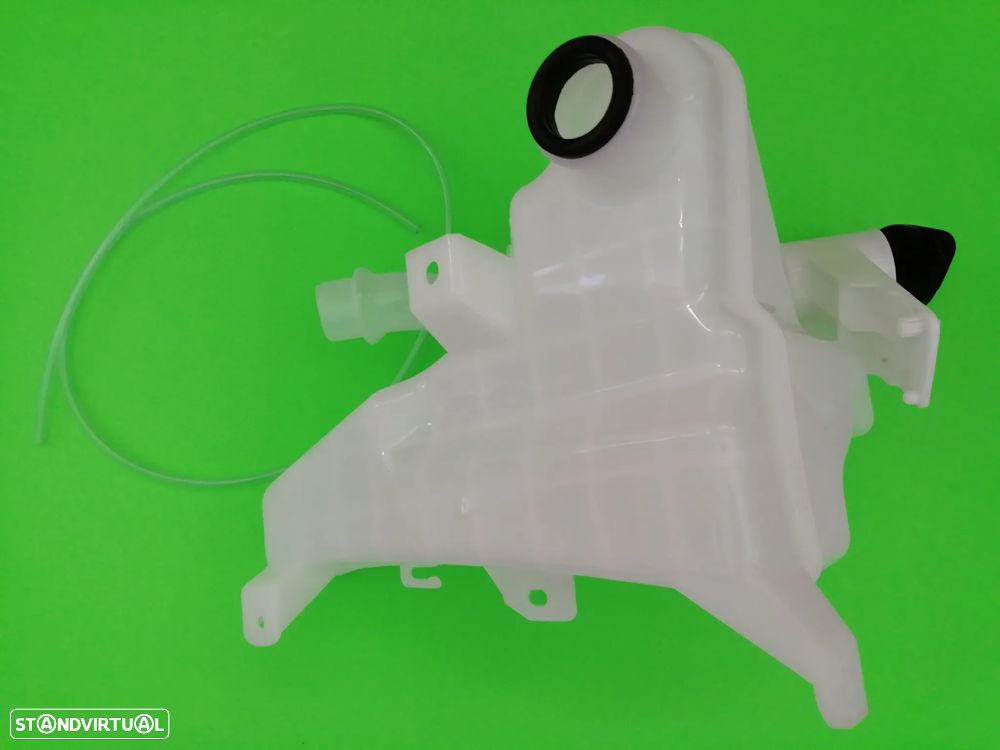 Reservatório / Depósito Água Limpa Para Brisas Toyota Hilux - 2
