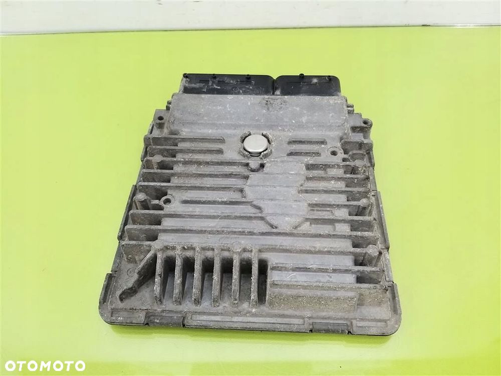 Komputer sterownik silnika Skoda Roomster 1.6TDI 105KM 2006-2015 03L906023L - 1