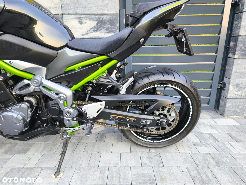 Kawasaki Z 900 - 15