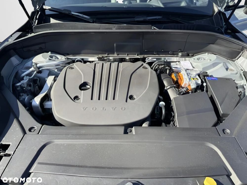 Volvo XC 90 T8 AWD Plug-In Hybrid Ultra Black Edition 7os - 17