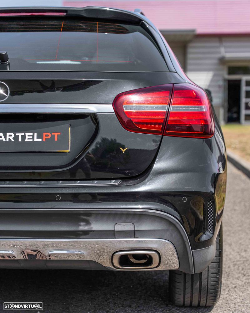 Mercedes-Benz GLA 220 d - 12