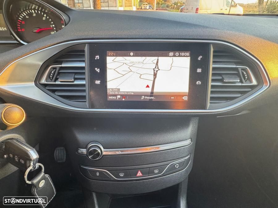 Peugeot 308 1.6 BlueHDi Style J17 - 9