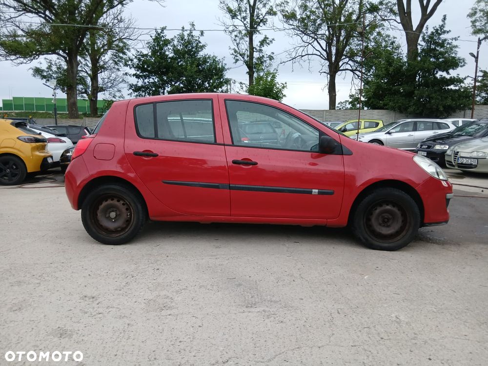 Renault Clio 1.2 16V Authentique - 7