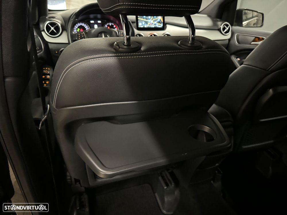 Mercedes-Benz B 180 d Urban - 22