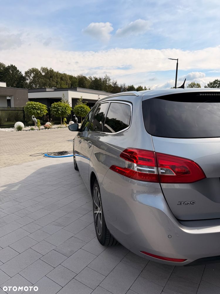 Peugeot 308 2.0 BlueHDi Allure S&S - 6
