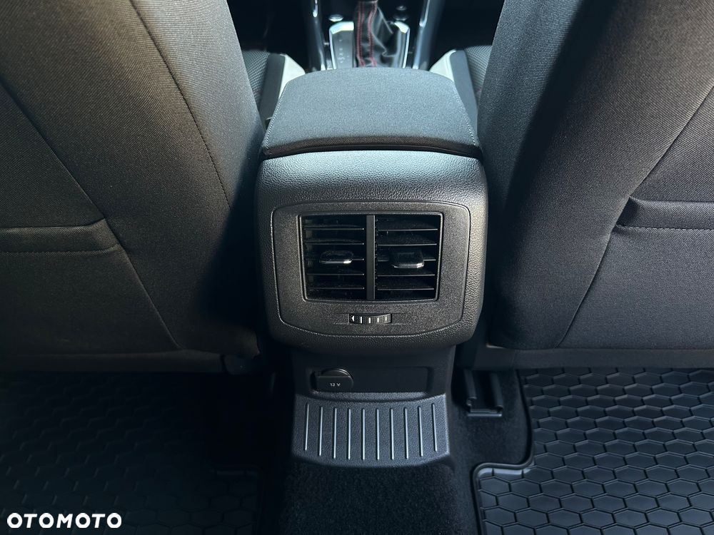 Volkswagen T-Roc 1.5 TSI GPF ACT Premium DSG - 32