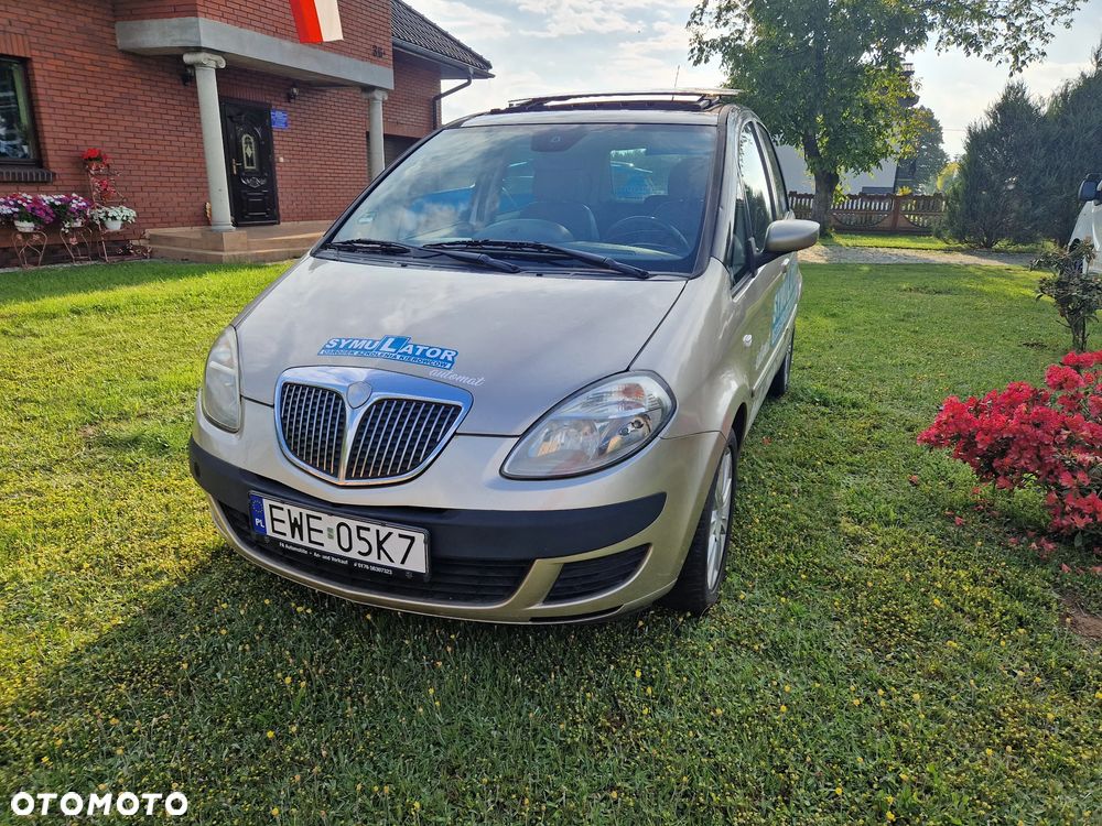 Lancia Musa 1.4 16v Automatik Platino Plus - 1