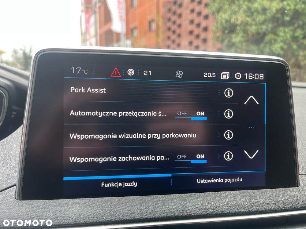 Peugeot 5008 1.6 PureTech Allure S&S EAT8 - 29