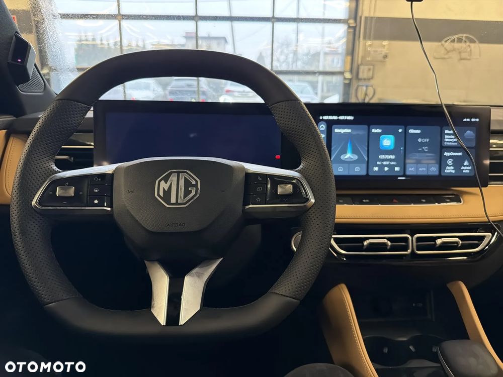 MG HS Hybrid+ - 5