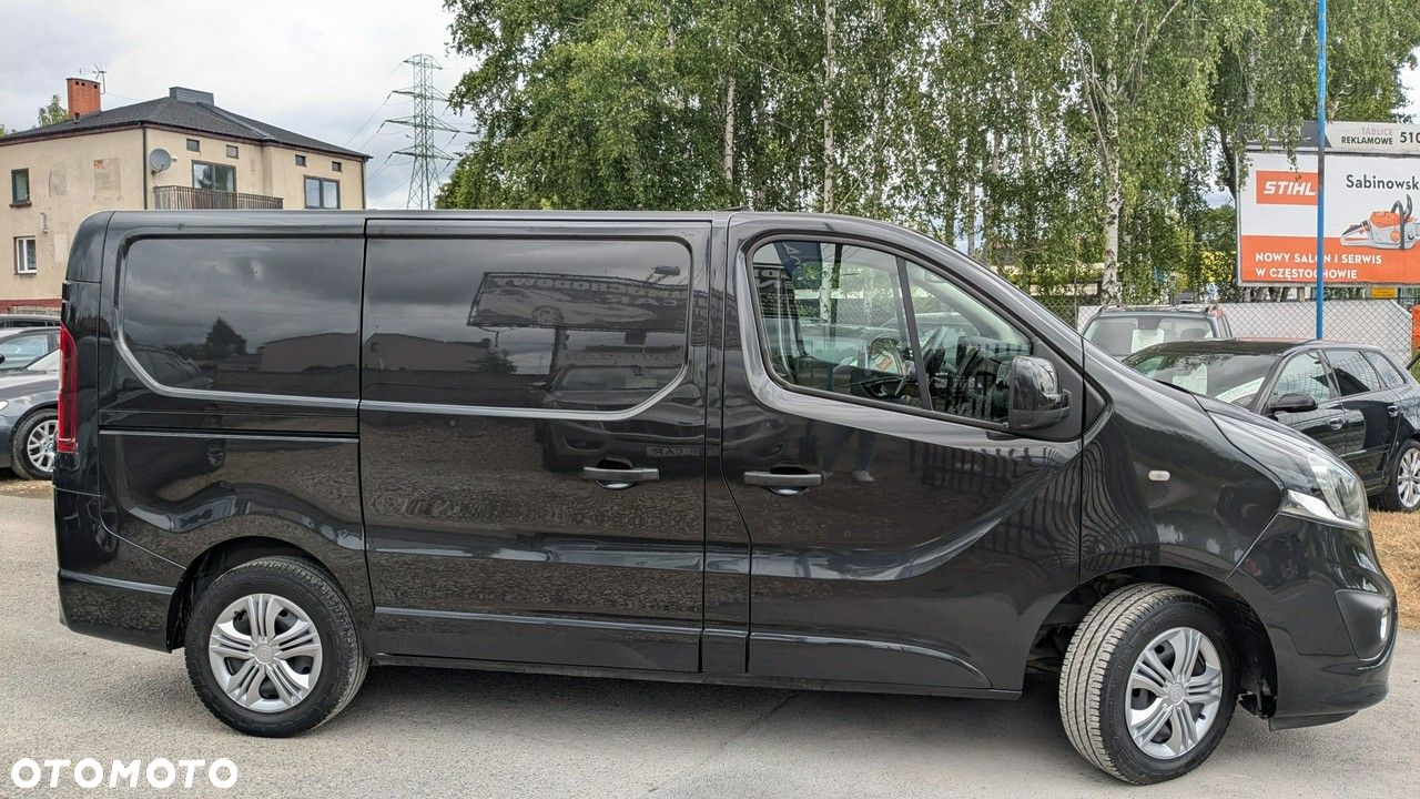Opel Vivaro - 10