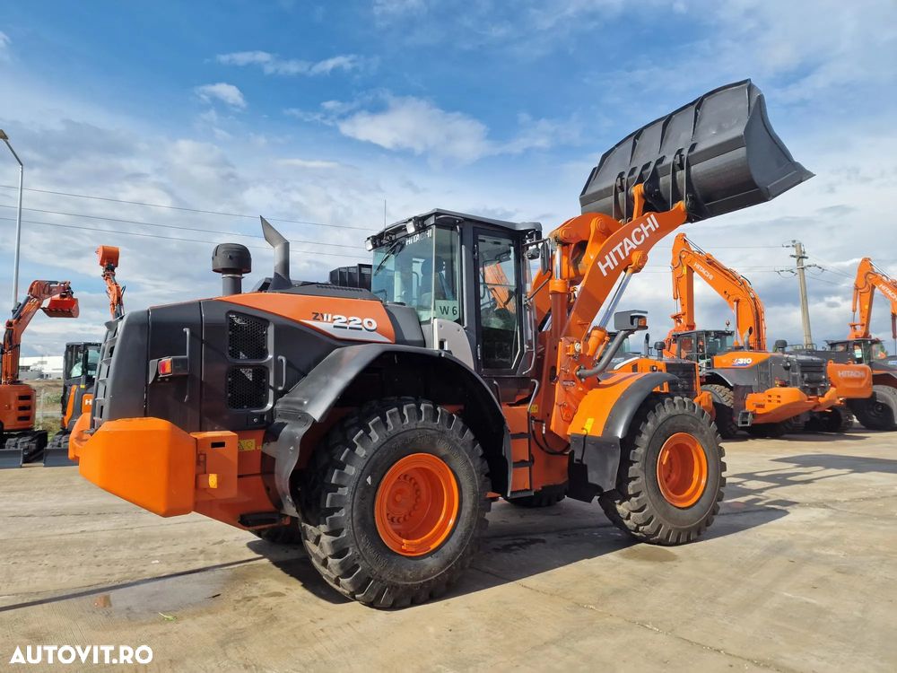 Hitachi ZW220-6, cupa 3,5mc, 2018, 10.546h, produs in JAPONIA, Anv 23,5R25 80% ok, Masa operationala 20 tone, camera luat vederi spate, consum mediu 10,5l/ora, Stare foarte buna, posibilitate leasing 3 ani, AC Climatronic, computer in PROMOTIE 53.900 EUR+Tva - 3