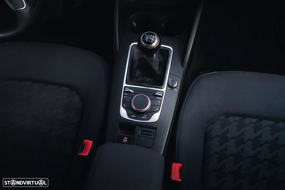 Audi A3 Sportback 1.6 TDI Advance - 33