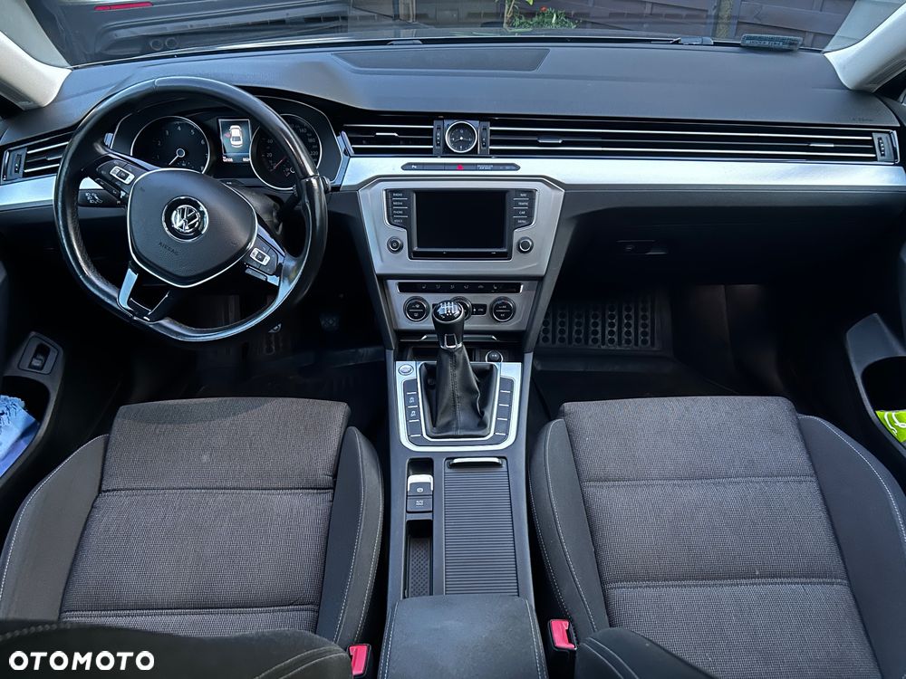 Volkswagen Passat 1.8 TSI BMT Comfortline - 6