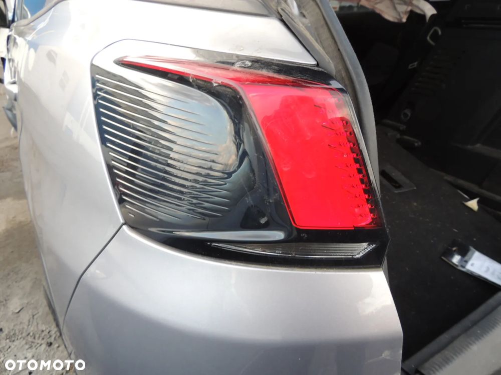 Lampa tylna lewa prawa Peugeot 3008 II LED - 3