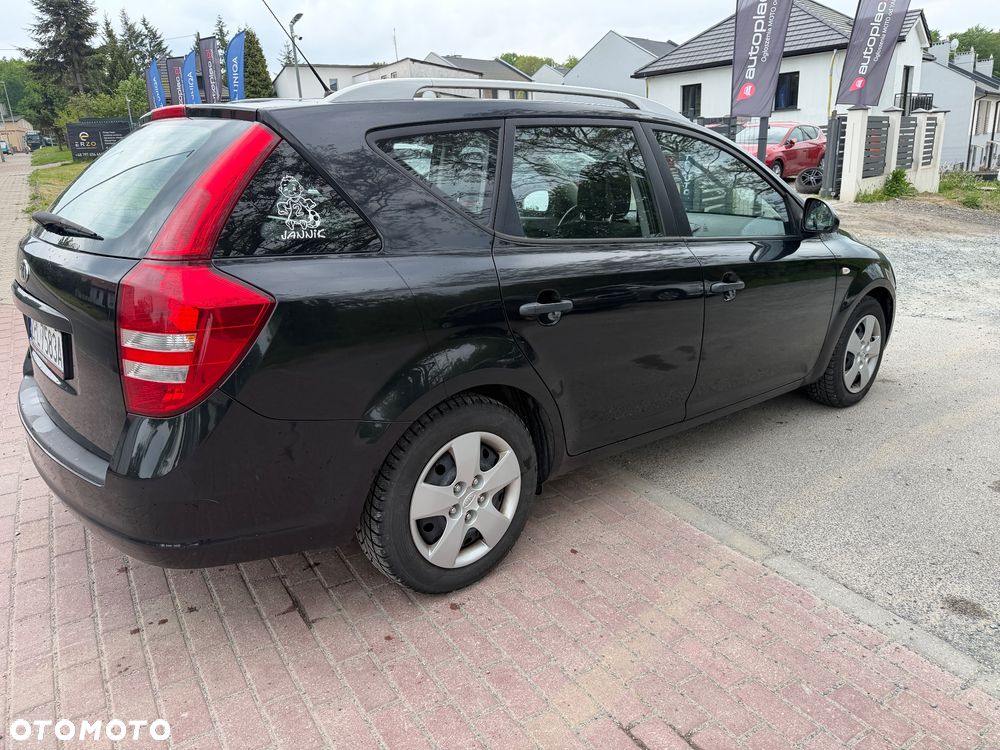 Kia Ceed 1.4 Comfort - 6