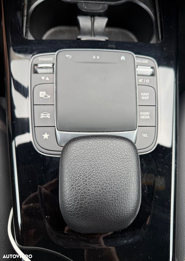 Mercedes-Benz A 180 d 7G-DCT - 9