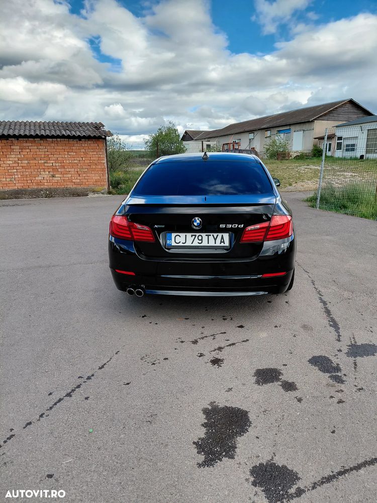 BMW Seria 5 530d xDrive Aut. - 10