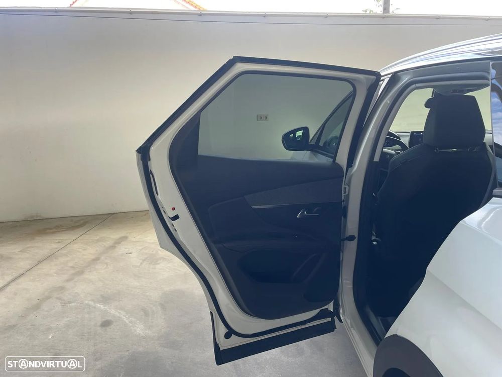 Peugeot 3008 1.6 BlueHDi Allure EAT6 - 37