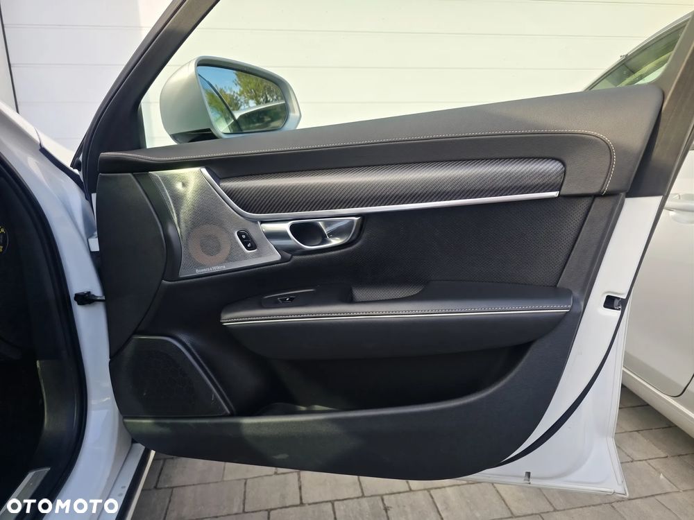 Volvo S90 T6 AWD R-Design - 9