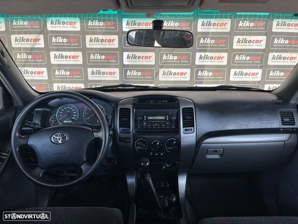 Toyota Land Cruiser 3.0 D-4D - 33