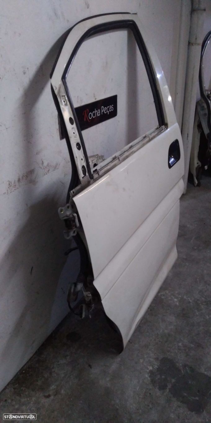Porta Frente Esq Mitsubishi L 400 Caixa (Pd_W, Pc_W, Pb_V, Pa_W, Pa_V) - 2
