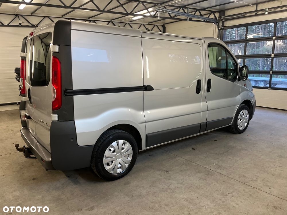 Opel Vivaro - 7