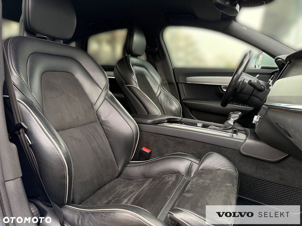 Volvo S90 - 27