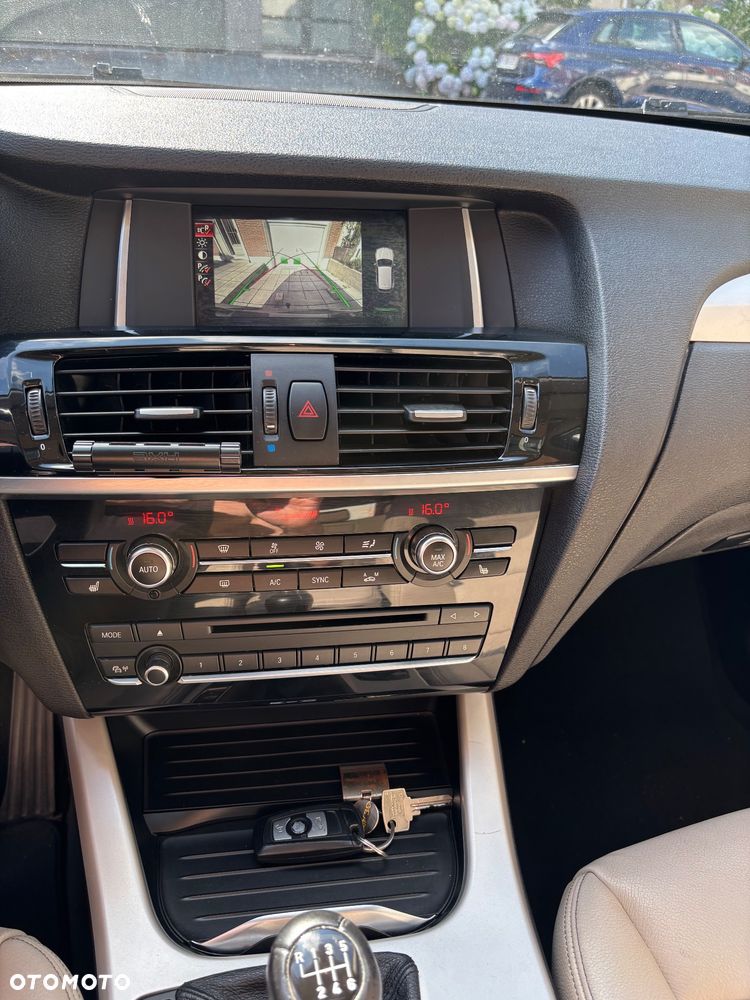 BMW X3 sDrive18d - 25