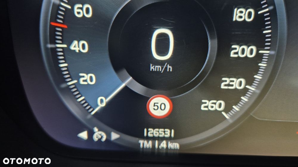 Volvo XC 40 T5 Plug-In Hybrid Plus Dark - 17