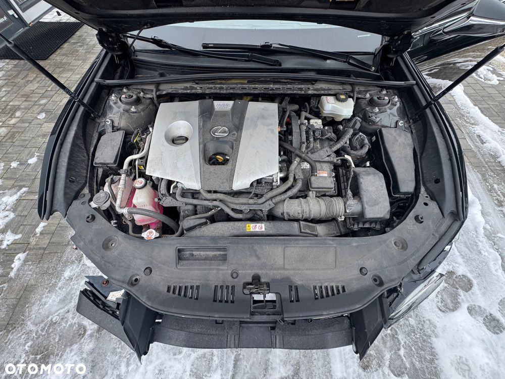 Lexus ES 300h Prestige - 39