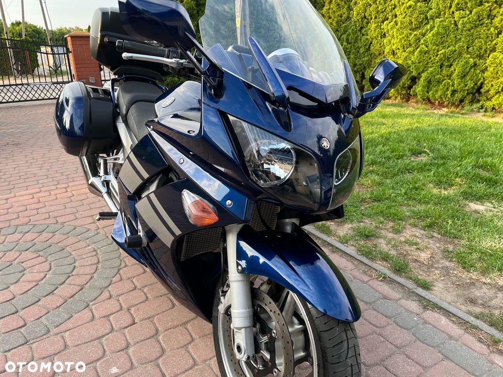 Yamaha FJR - 18