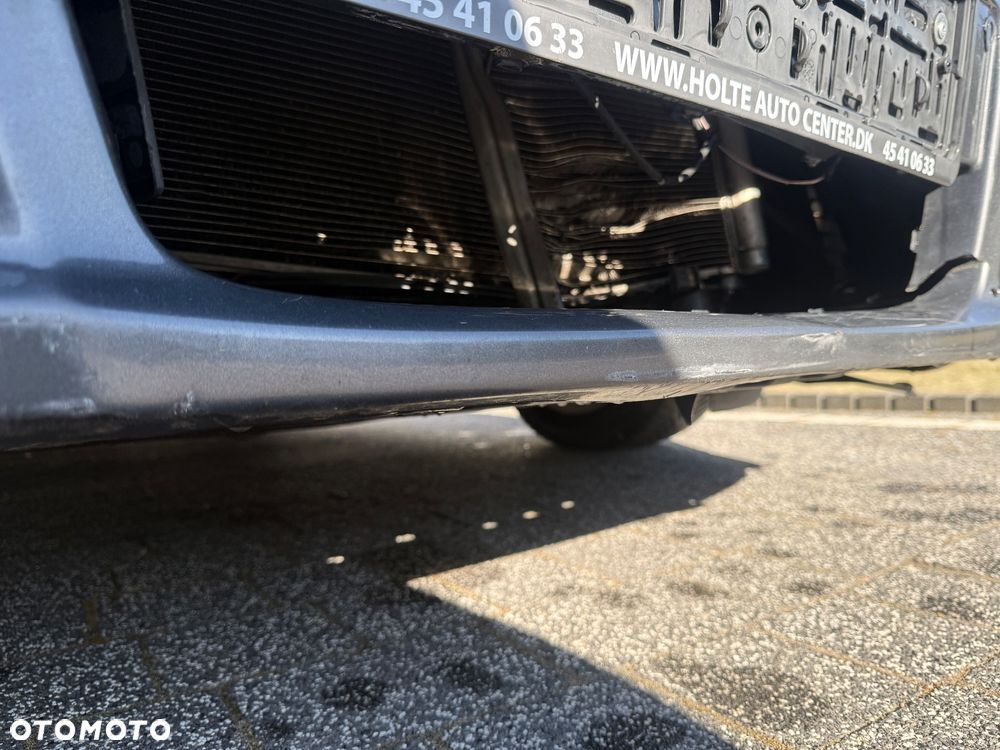 Toyota Avensis 1.8 Comfort - 12