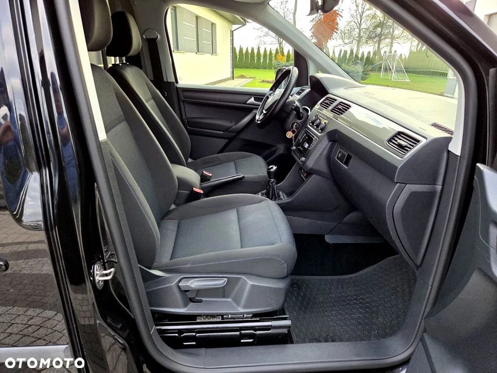 Volkswagen Caddy - 17