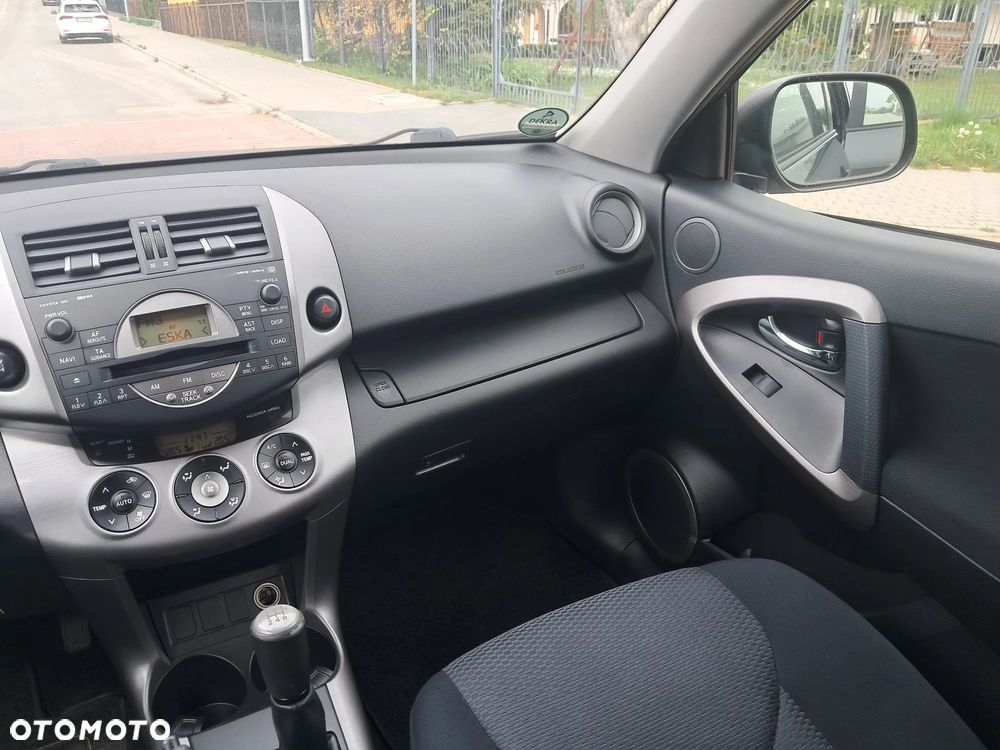 Toyota RAV4 2.0 4x4 - 16
