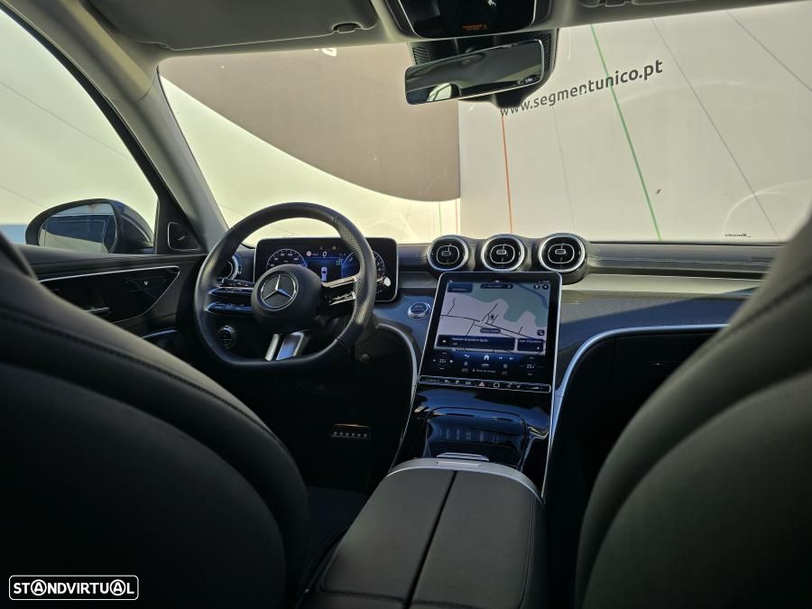 Mercedes-Benz C 300 de 4Matic T 9G-TRONIC AMG Line - 44