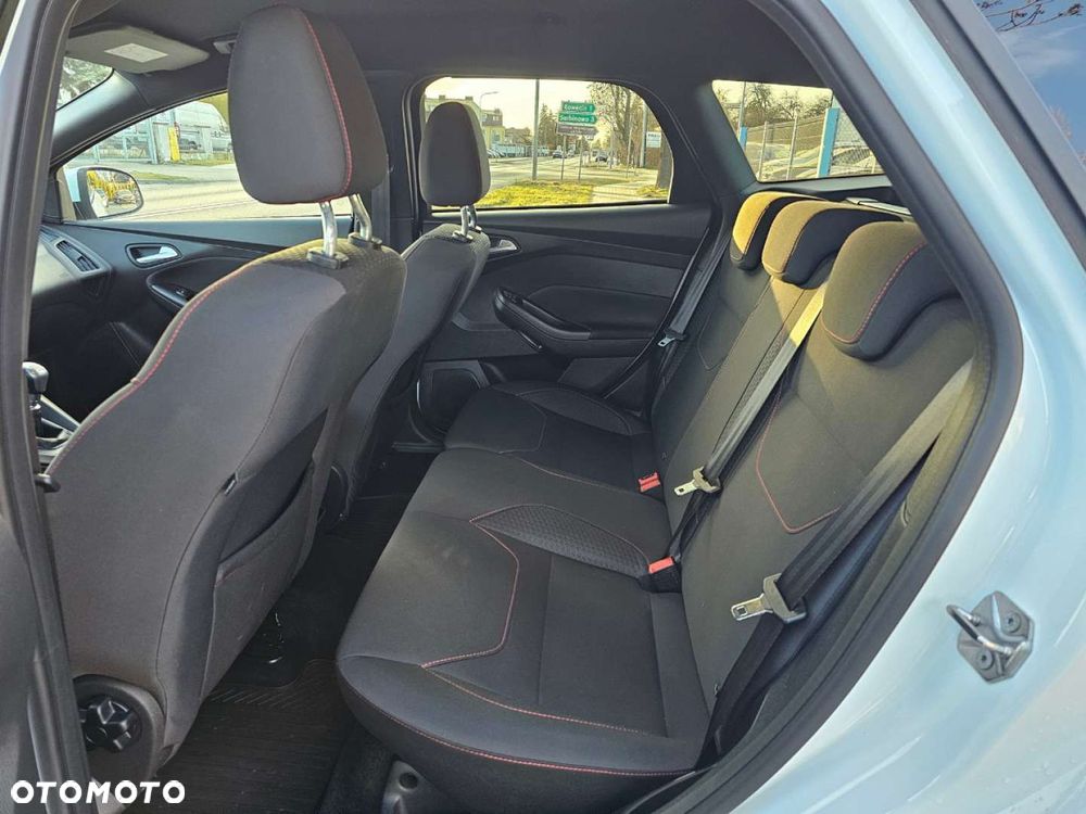Ford Focus - 18