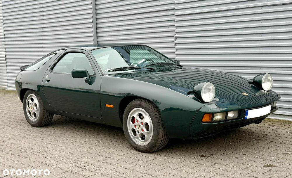 Porsche 928 - 7