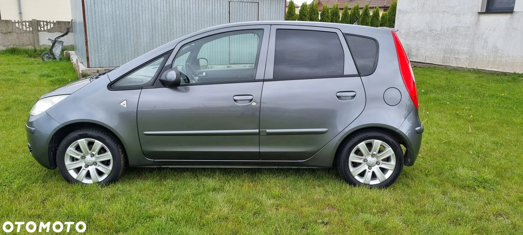 Mitsubishi Colt - 7