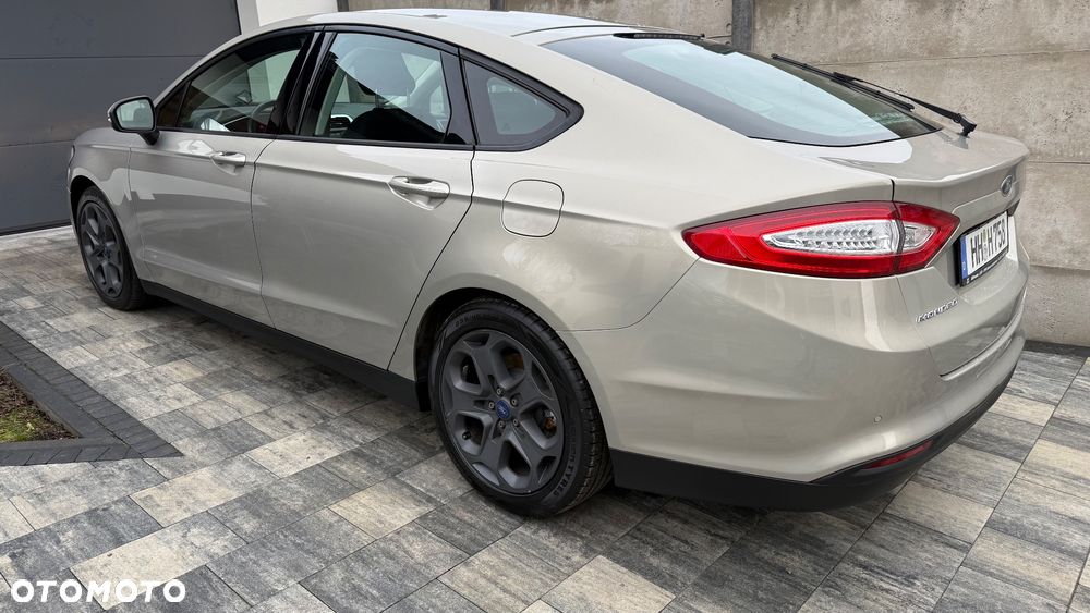 Ford Mondeo - 8