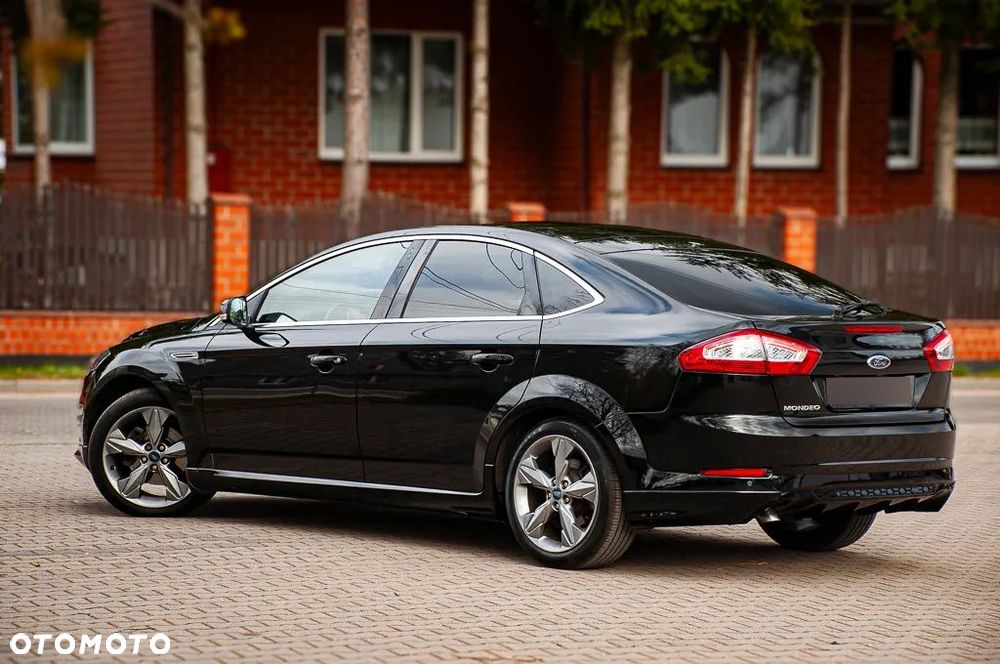 Ford Mondeo 2.0 TDCi Black Magic - 14