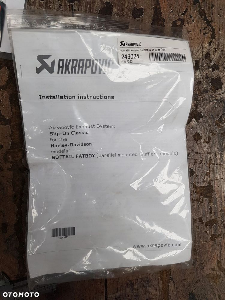 Fabrycznie nowe tłumiki Akrapovic Harley Davidson Fat Boy S-HDSTSO3-HB - 16