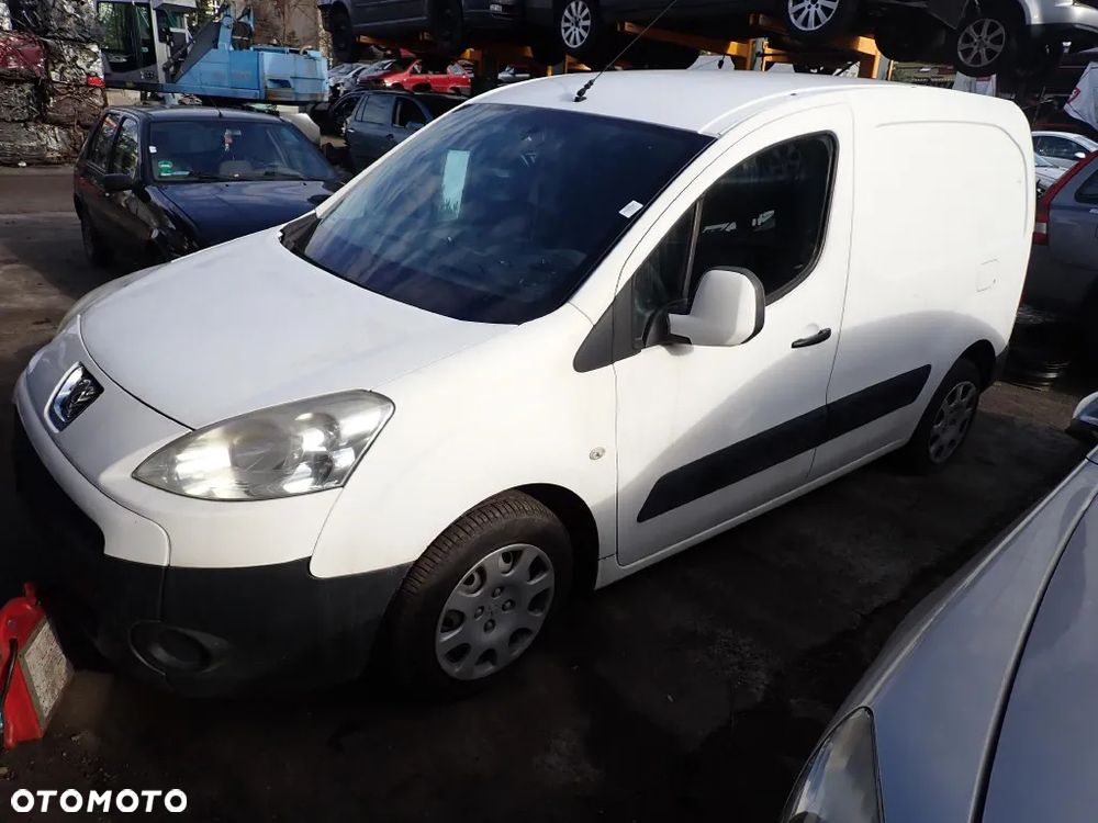 CZĘŚCI - Peugeot Partner II 1,6 HDI 90KM 9HX 10JBCB 5B lakier EWPA 2009r. INDEX - 9762 - 1