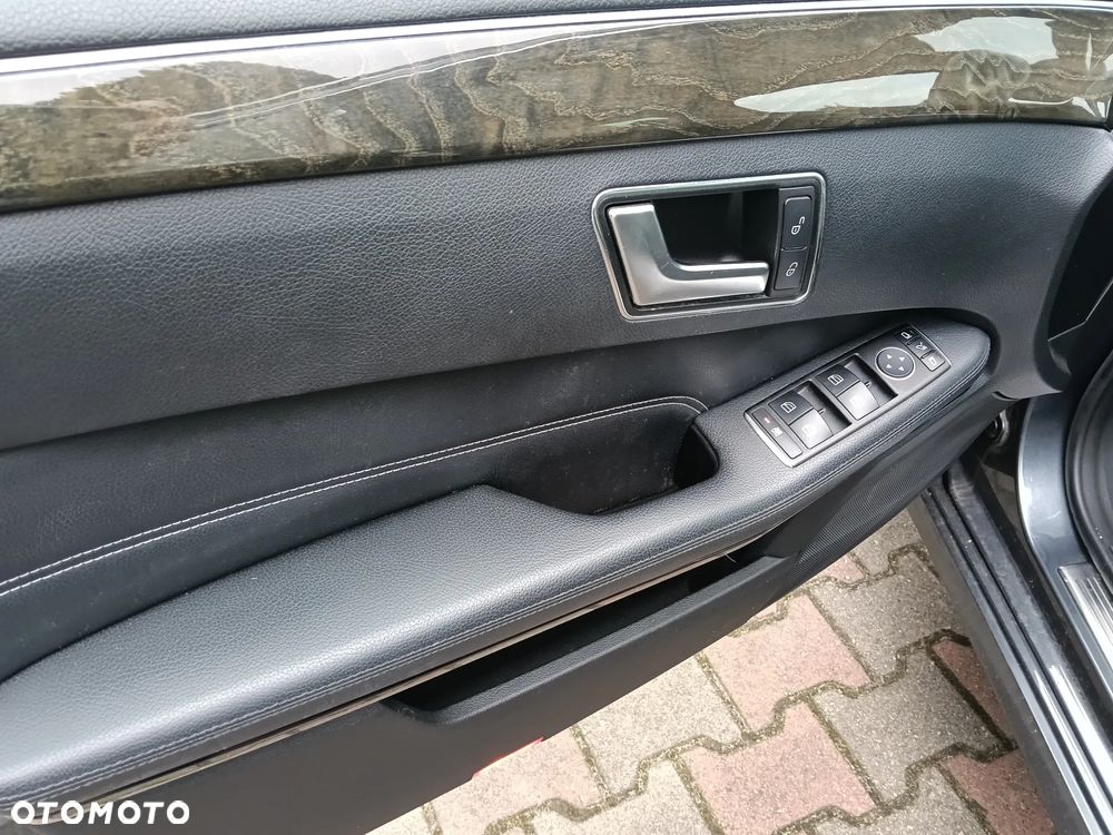 Mercedes-Benz Klasa E 220 CDI 7G-TRONIC Avantgarde - 14