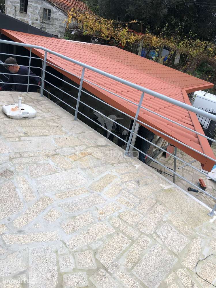 MORADIA INDIVIDUAL T2 COM TERRENO EM RENDUFINHO, POVOA LANHOSO - Grande imagem: 3/8