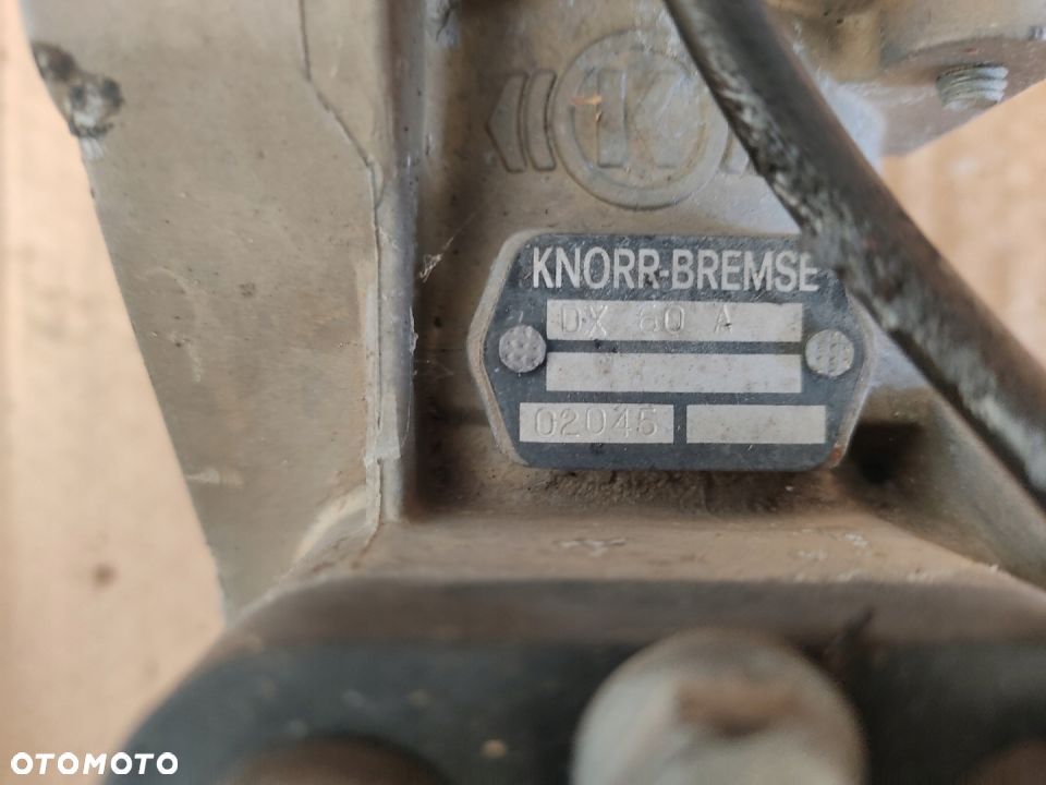 ZAWÓR GŁÓWNY HAMULCA IVECO DX60A - 4