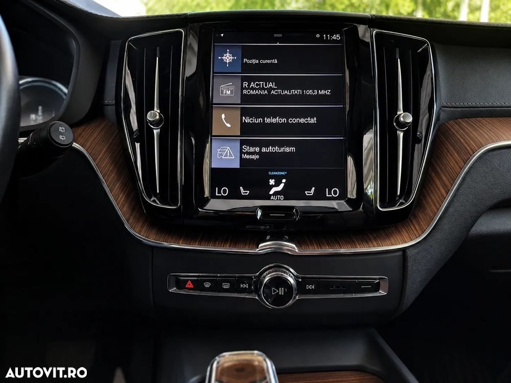 Volvo XC 60 Recharge T8 Twin Engine eAWD Inscription - 13