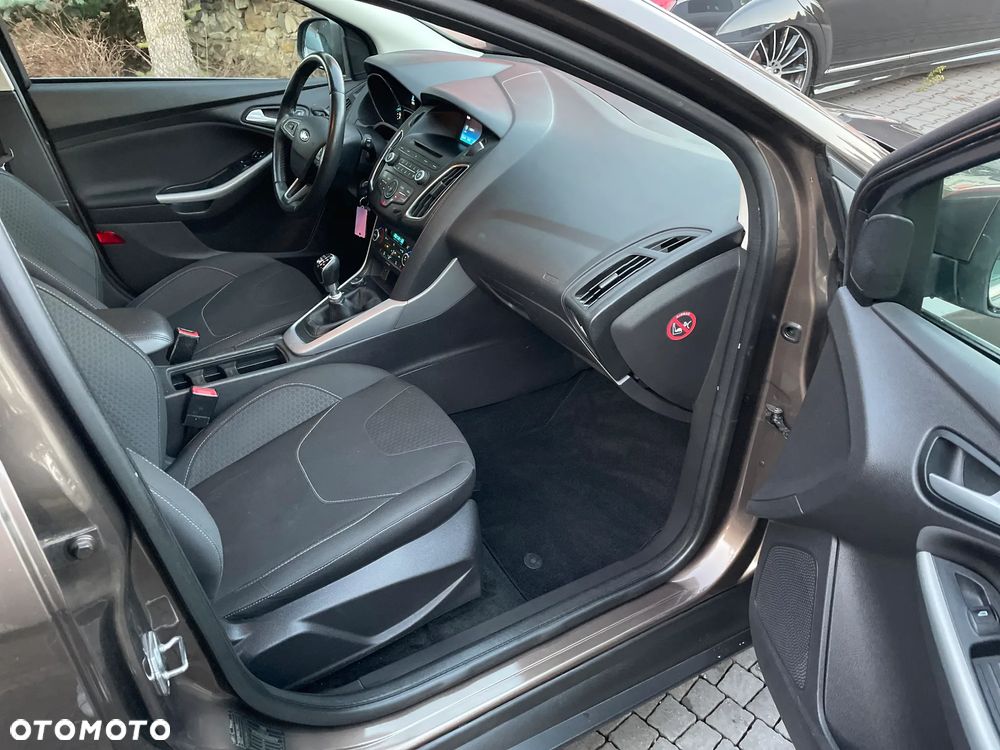 Ford Focus 1.0 EcoBoost Edition - 17