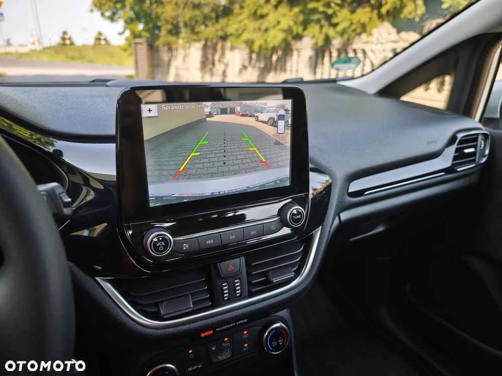 Ford Fiesta 1.0 EcoBoost S&S COOL&CONNECT - 37