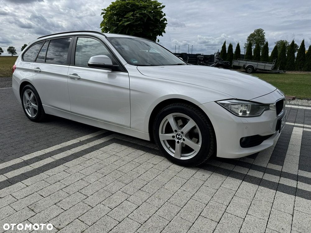 BMW Seria 3 318d - 10