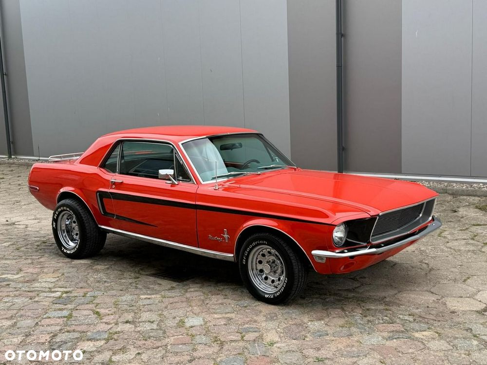 Ford Mustang - 2